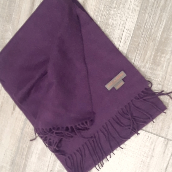 louisa perini Accessories - NEW!!! 100% CASHMERE SCARF..LOUISA PERINI